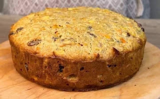 Baked Oatmeal with Carrots and Fruits