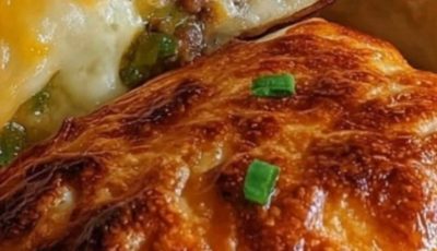 cheesy beef puff pastry pockets