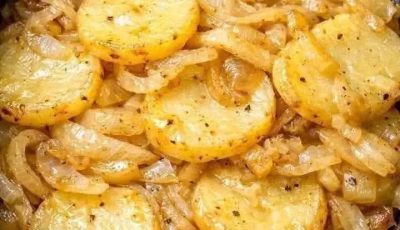 Slow Cooker Onion Potatoes
