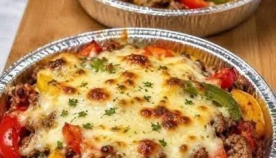 Cheesy Beef & Bell Pepper Skillet Bake