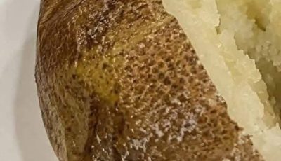 The Ultimate Baked Potato Recipe: Crispy Skin, Fluffy Inside, and Loaded with Flavor